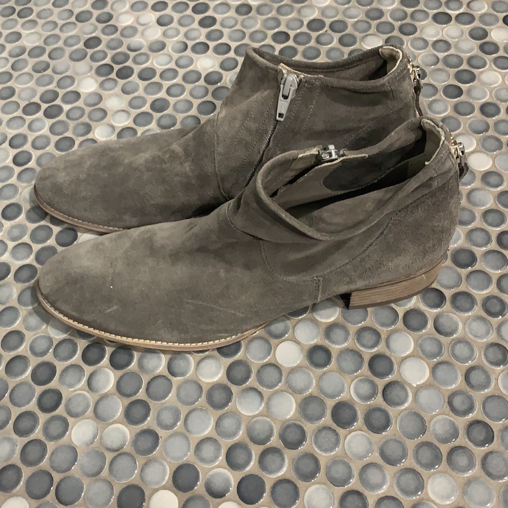 Grey Paul green suede ankle boots